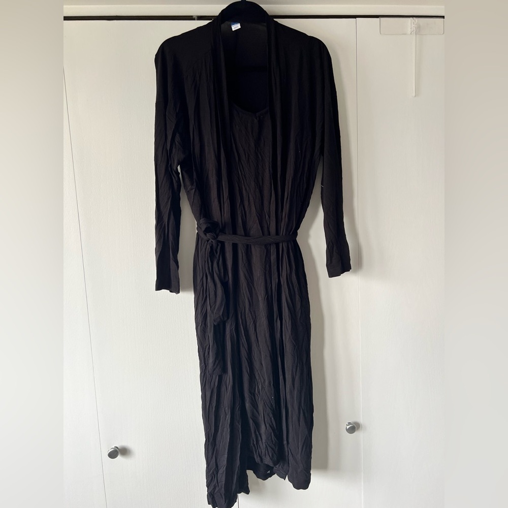 Old Navy Black Women's Maternity Robe and Gown
